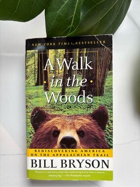 A Walk in the Woods by Bill Bryson | Paperback